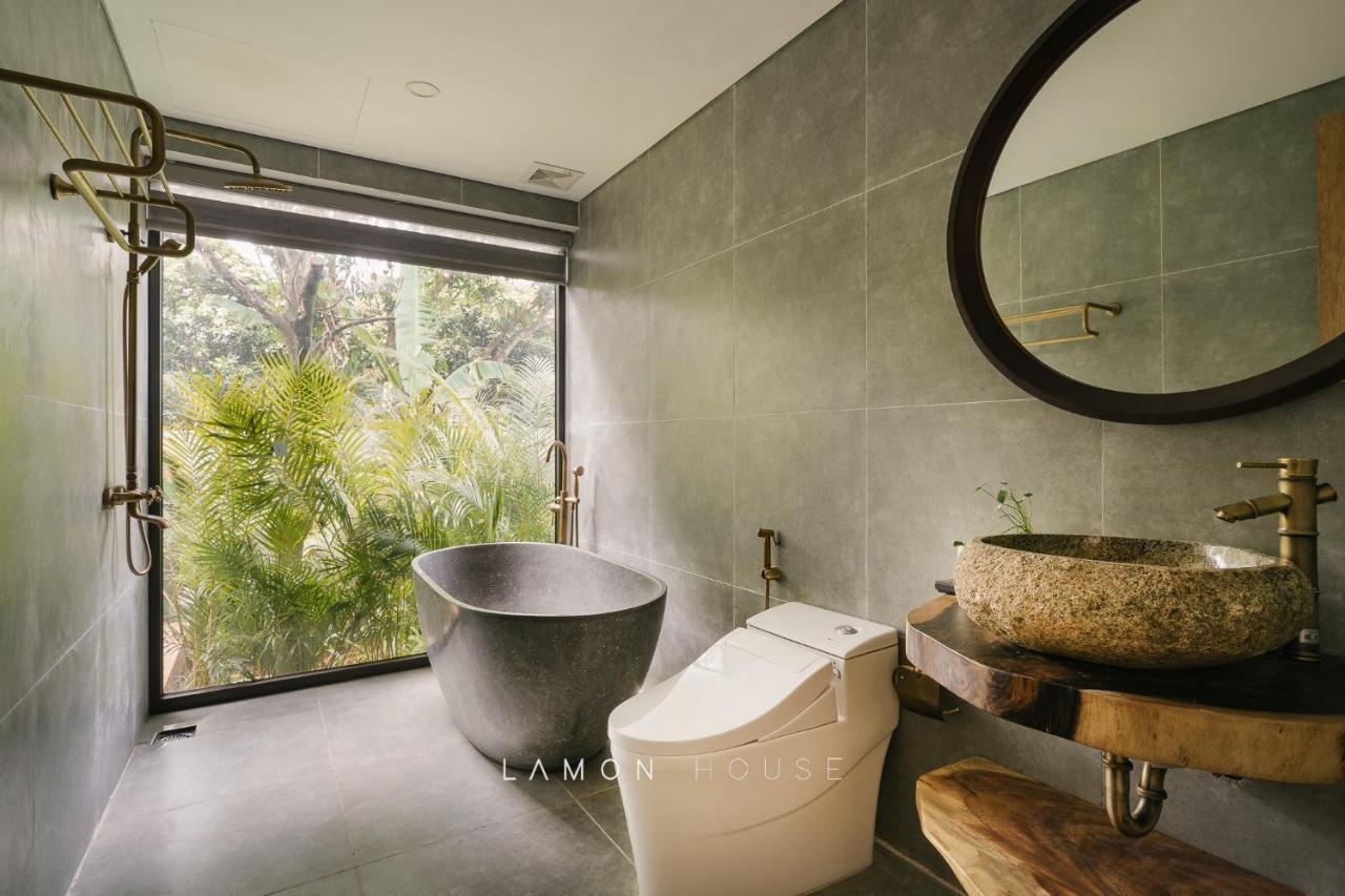 Lamon House - Venuestay Hòa Bình エクステリア 写真