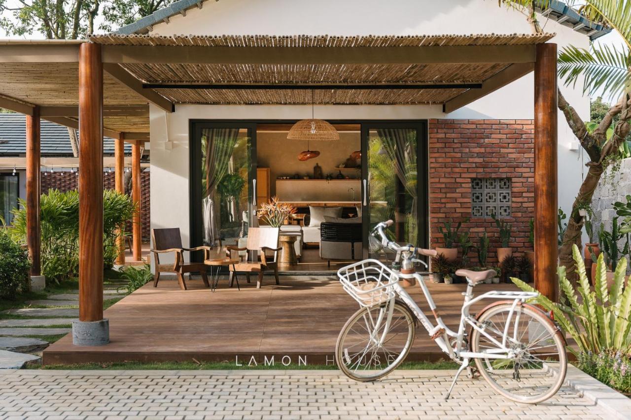 Lamon House - Venuestay Hòa Bình エクステリア 写真