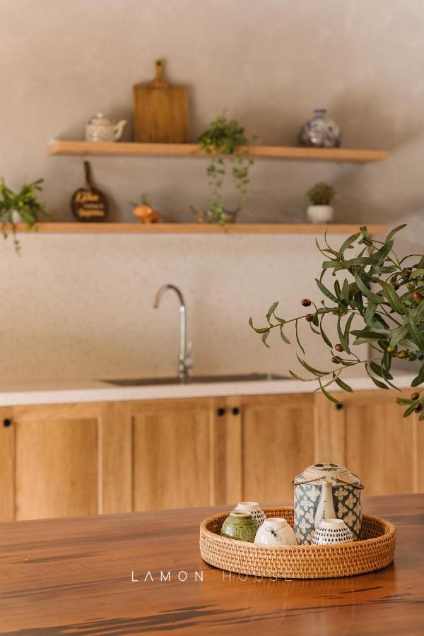 Lamon House - Venuestay Hòa Bình エクステリア 写真